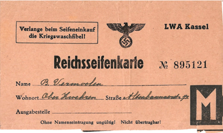 Distributiebon voor een pak zeep voor mannen - (waarschijnlijk 1 juni t/m 30 september 1942 i.v.m. adres Altenbaunastr. 72)