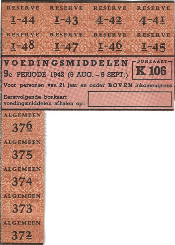 Bonkaart K106 voor voedingsmiddelen 9e periode en 6e uit deze reeks - 9 augustus t/m 5 september 1942 (van de ouders van Bob Vermoolen)