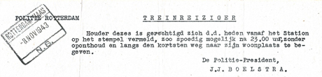 Ontheffing voor een treinreiziger waarvan de houder (een collega) zich na 23.00 uur  vanaf het station rechtstreeks naar huis mocht begeven, ondanks de geldende spertijd.